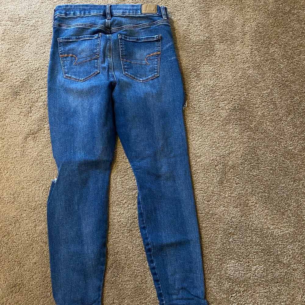American eagle high rise jeans size 8 short